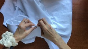Как обработать застёжку поло и воротник на футболке