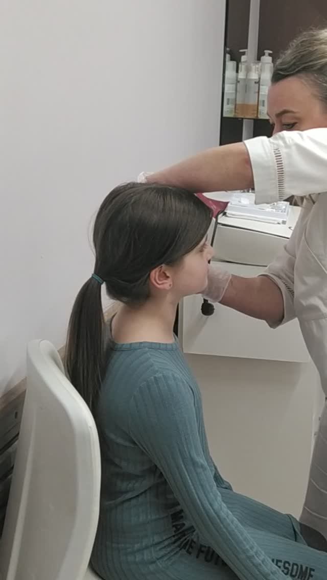 Прокалываем уши смотреть онлайн