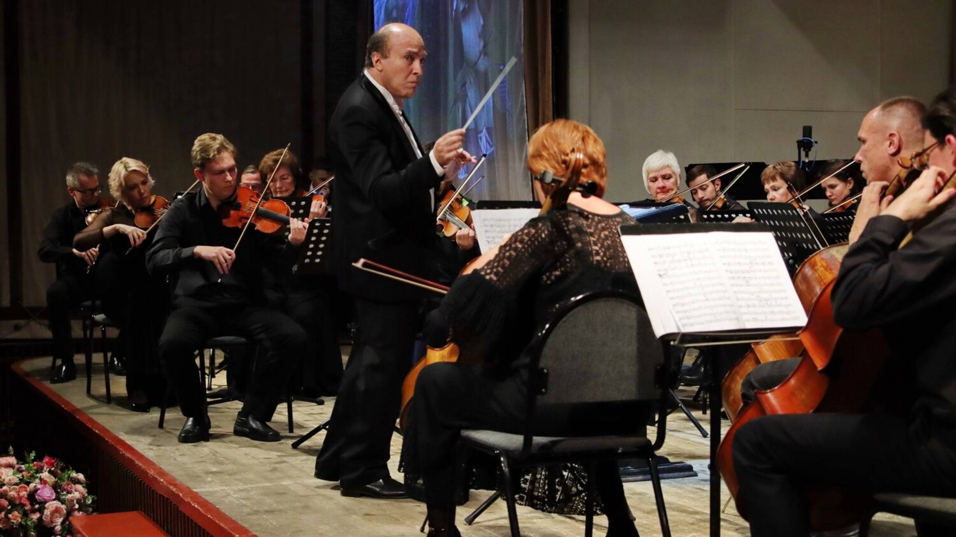 Новогодний вечер с оркестром, как всегда отлично смотреть онлайн