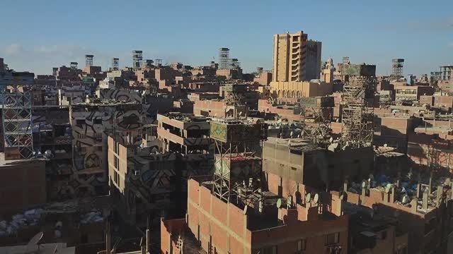 Каир: пещерный монастырь и вид на город мусорщиков