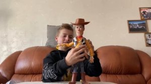 Делаю обзор на игрушку Woody из ИСТОРИИ ИГРУШЕК!