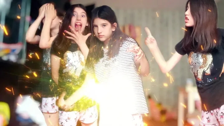 Трейлер (2023): Стала супер героиней? смотреть онлайн