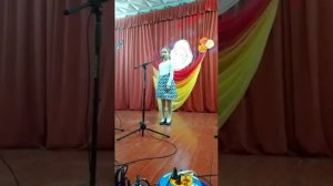 Карина Солодовникова песня про бабушку и дедушку