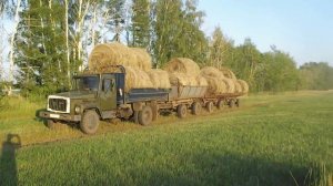 газик с тремя прицепами