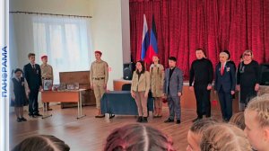 Дань памяти Защитнику! В Енакиево открыли парту Героя Евгению Зибереву