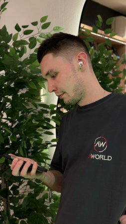 Стильные спикеры для твоих AirPods в AWorld🤩