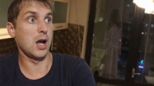 НЕЧТО В СТЕКЛЕ! - Paranormal Inc #1