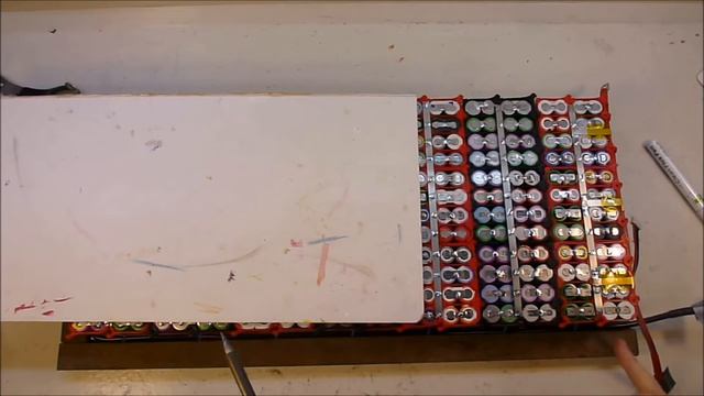 Laptop Powerwall 17 - connecting groups in series смотреть онлайн