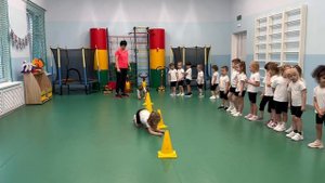 Занятие по физической культуре в средней группе «Путешествие в магазин игрушек"