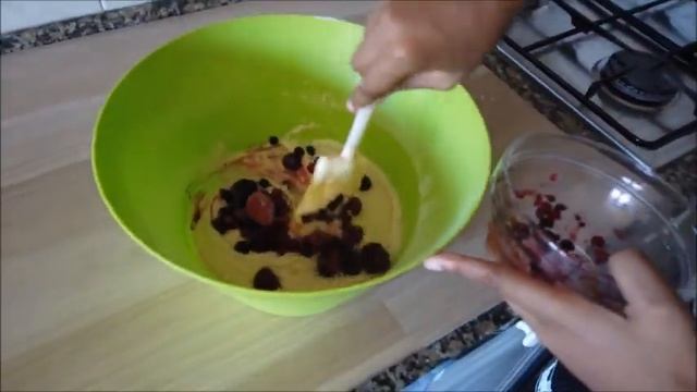 MUFFIN DE FRUTOS VERMELHOS-receita fácil e simples de fazer