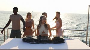 DJ ARTA MUSIC SET SUNSET ON A YACHT 🛥️  (DUBAI) // DJ ARTA МУЗЫКАЛЬНЫЙ СЕТ ЗАКАТ НА ЯХТЕ (ДУБАЙ)