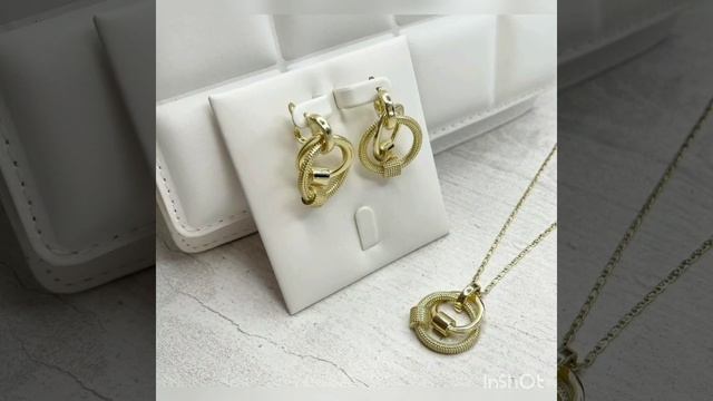 Комплект под итальянское золото . Цена 9990тг☑️ Не чернеет☑️ Не белеет☑️ Ватсапп номер 87056634998 смотреть онлайн