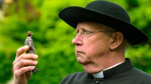 Сериал Отец Браун - 10 сезон 2 серия / Father Brown