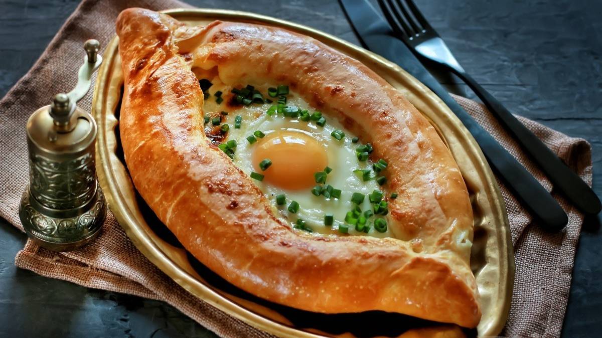 Хачапури по аджарски смотреть онлайн