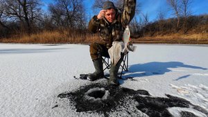 7 Февраля в поисках хорошего льда. Зимняя рыбалка 2025г. Наловил крупной плотвы.