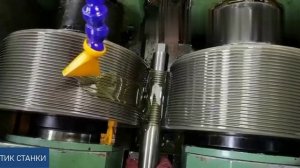 Радиальная подача на 2-х роликовом резьбонакатном станке ZPA28-20