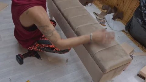 Большая мягкая банкетка. Банкетка в стяжке. Делаем банкетку в стяжке