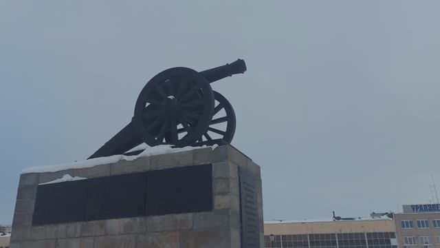 Монумент ПУШКА!! Когда предки могли!!! смотреть онлайн