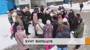 В подвале вот уже пять лет рвутся трубы, невыносимо тянет канализацией,