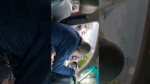 МУСОРА НАПАЛИ НА МАШИНУ АНДРЕЯ ЩАДИЛО ИЛИ ЧТО БЫВАЕТ , КОГДА СИРОТА ПРИЕЗЖАЕТ В ЧУЖОЙ ГОРОД