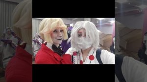 видео подруги с косплея