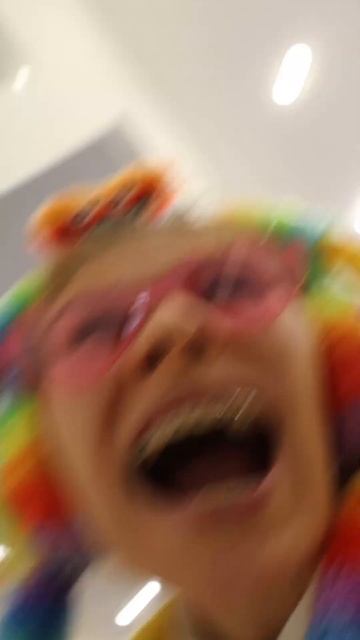 спорим ты не напишешь три своих любимых клички для кота? #shortsvideo смотреть онлайн