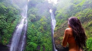 Водопад Секумпул / Sekumpul Waterfall. Бали, Индонезия.