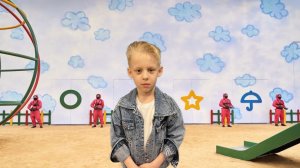 Попал в игру « игра в Кальмара» в Роблоксе.