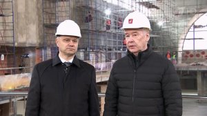 Сергей Собянин и Олег Белозеров проверили ход реконструкции Ленинградского вокзала столицы