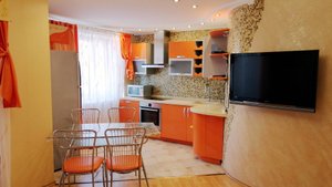 Продаю 3-комнатную квартиру площадью 92.9 кв.м в центре Воронежа.