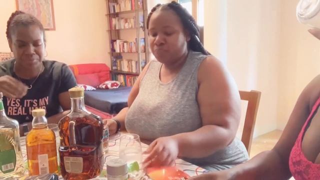 MINI EURO TRIP WITH MY FRIENDS! ROMA PT. 1 | BEAUTYBYBOOCHIE смотреть онлайн