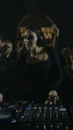 Sara Landry at Boiler Room x Teletech Festival - Boiler Room (1080p, h264)