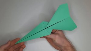 Как смастерить самый быстрый бумажный самолетик