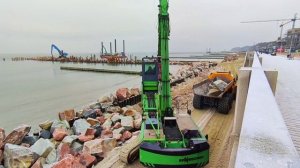 Строительство волнолома