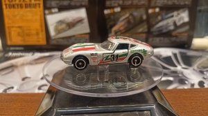 Toyota 2000GT tomica 1:59