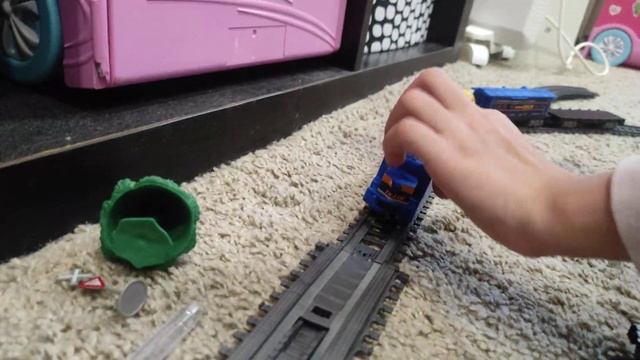 Игрушечный поезд смотреть онлайн