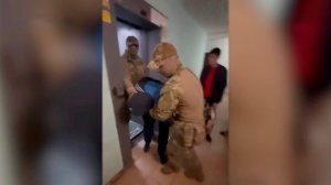 ФСБ: террористы планировали взорвать железнодорожный вокзал в Пскове