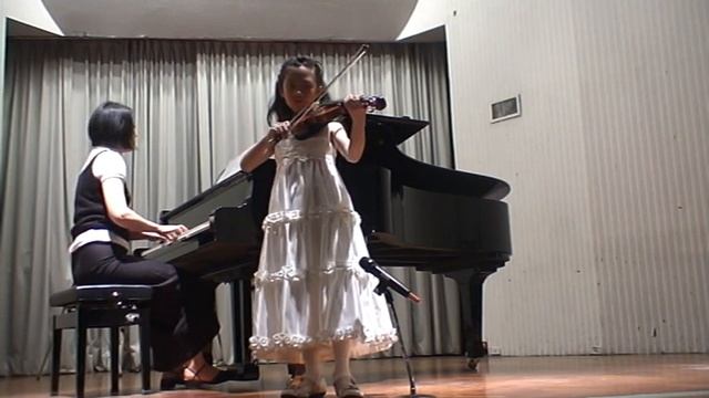 Emily Lin on Music Box 2010 смотреть онлайн