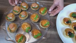 ЗАКУСКА  ИЗ СЛОЁНОГО_ГОТОВОГО ТЕСТА.