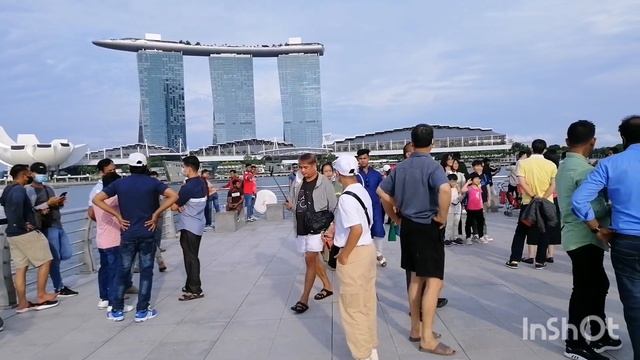 Why Merlion Park is Famous? смотреть онлайн