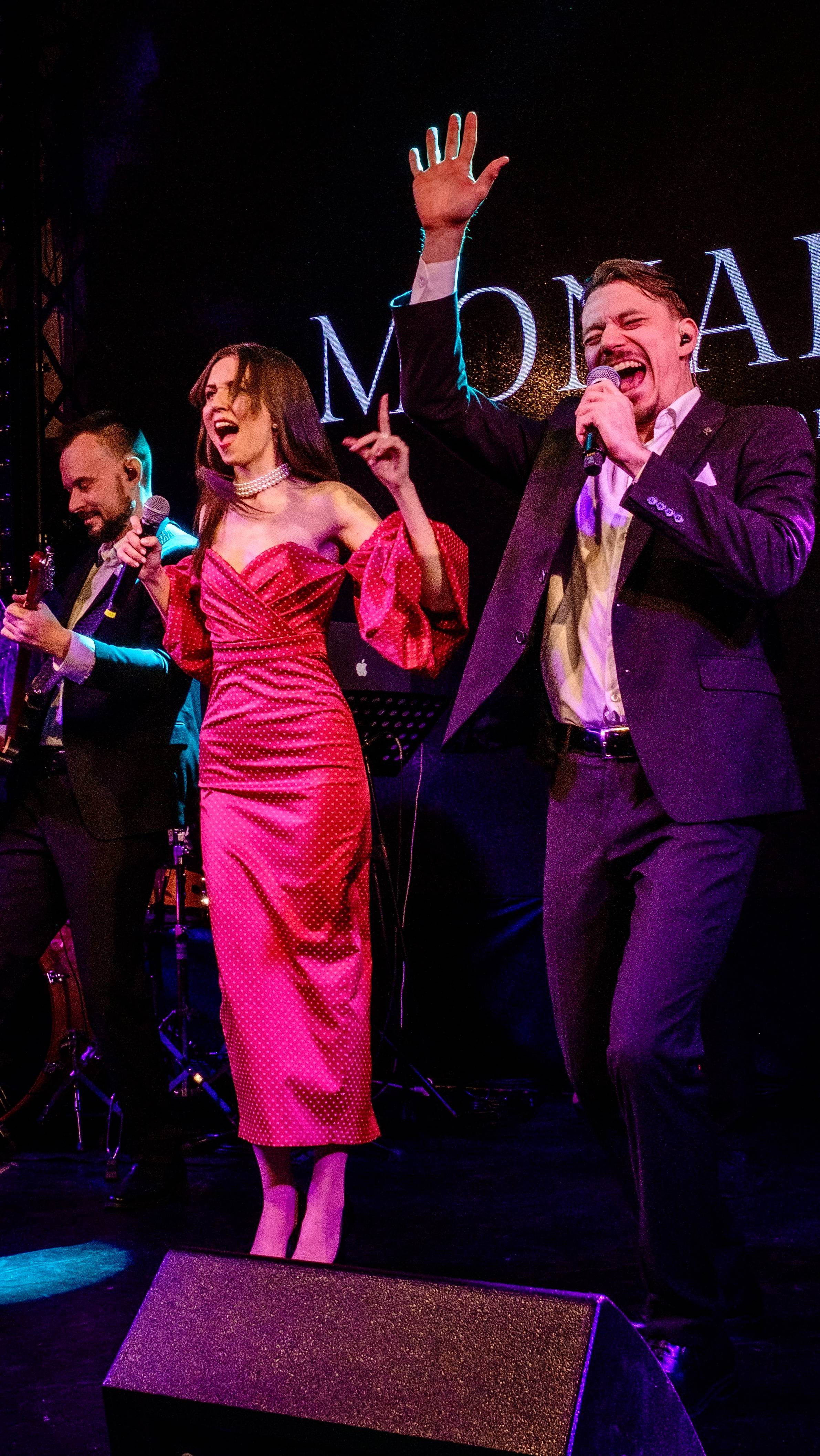 Monako Jam - Хали-Гали (Live)
#кавергруппа #кавергруппамосква #кавергруппанасвадьбу #живаямузыка