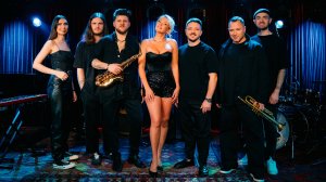 Зимняя вишня – Анжелика Варум,  кавер в исполнении Аиды и Paradise band