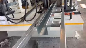 Двухручьевая линия для изготовления профилей C