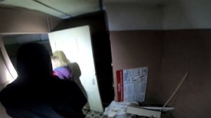 ПРОБИРАЕМСЯ СКВОЗЬ ПСИХОВ В ДЕЙСТВУЮЩЕЙ ПСИХБОЛЬНИЦЕ