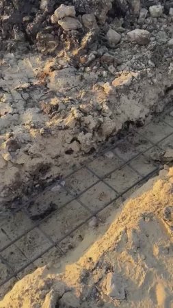 Водоотведение ливневой воды с участка будущего дома.