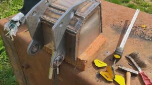 Сварка стрелы мини экскаватора - серия 2 - соединение ковша и стрелы