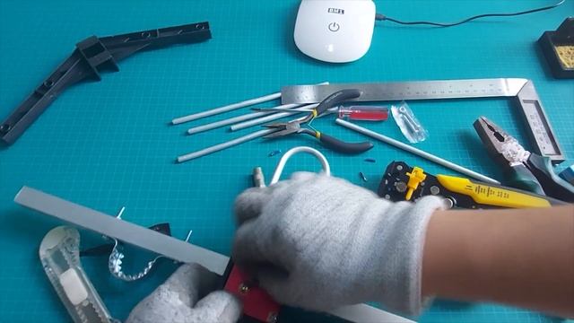 DIY Antenna TV Digital DVB-T2 pakai Kawat Aluminium dan Nopol Bekas смотреть онлайн