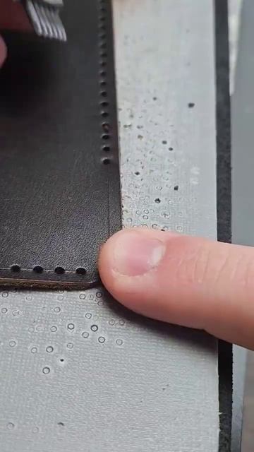 докхолдер из кожи ручной работы, изготовление на заказ #кожаныеизделия #кожаныеизделияручнойработы смотреть онлайн