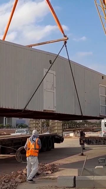Crane lifting container cabin 6 tons in Saudi Arabia/Drew TV смотреть онлайн