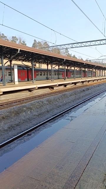 #400 ЭД4М - ??? Прибывает на Отдых #рек #эг2тв #эд4м #электричка #ЭП2Д #МЦД #поезд #МЦД3 смотреть онлайн